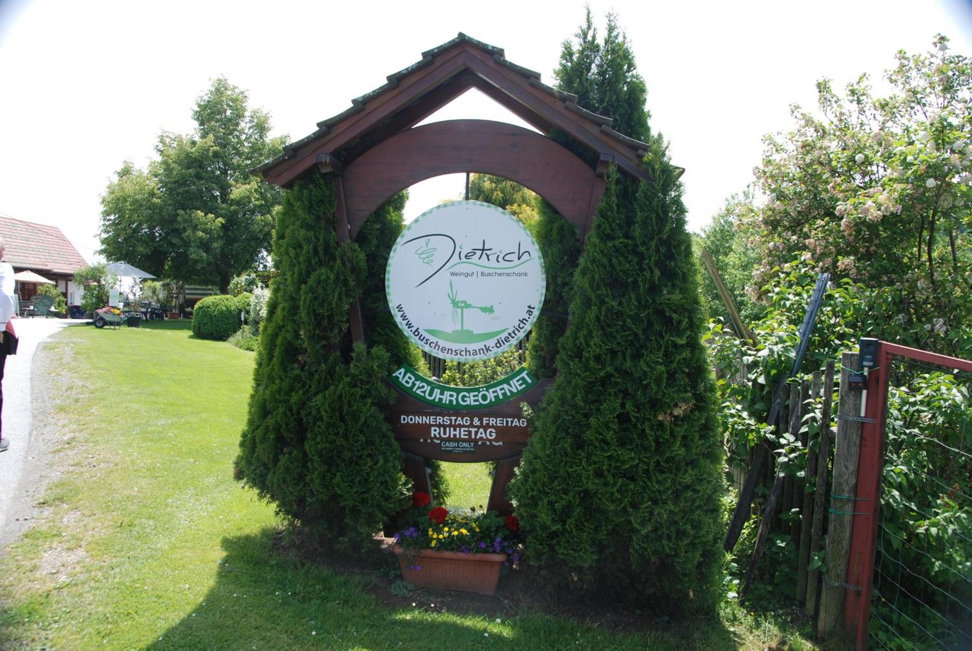 Naturpark-.weinbergferienhaus *